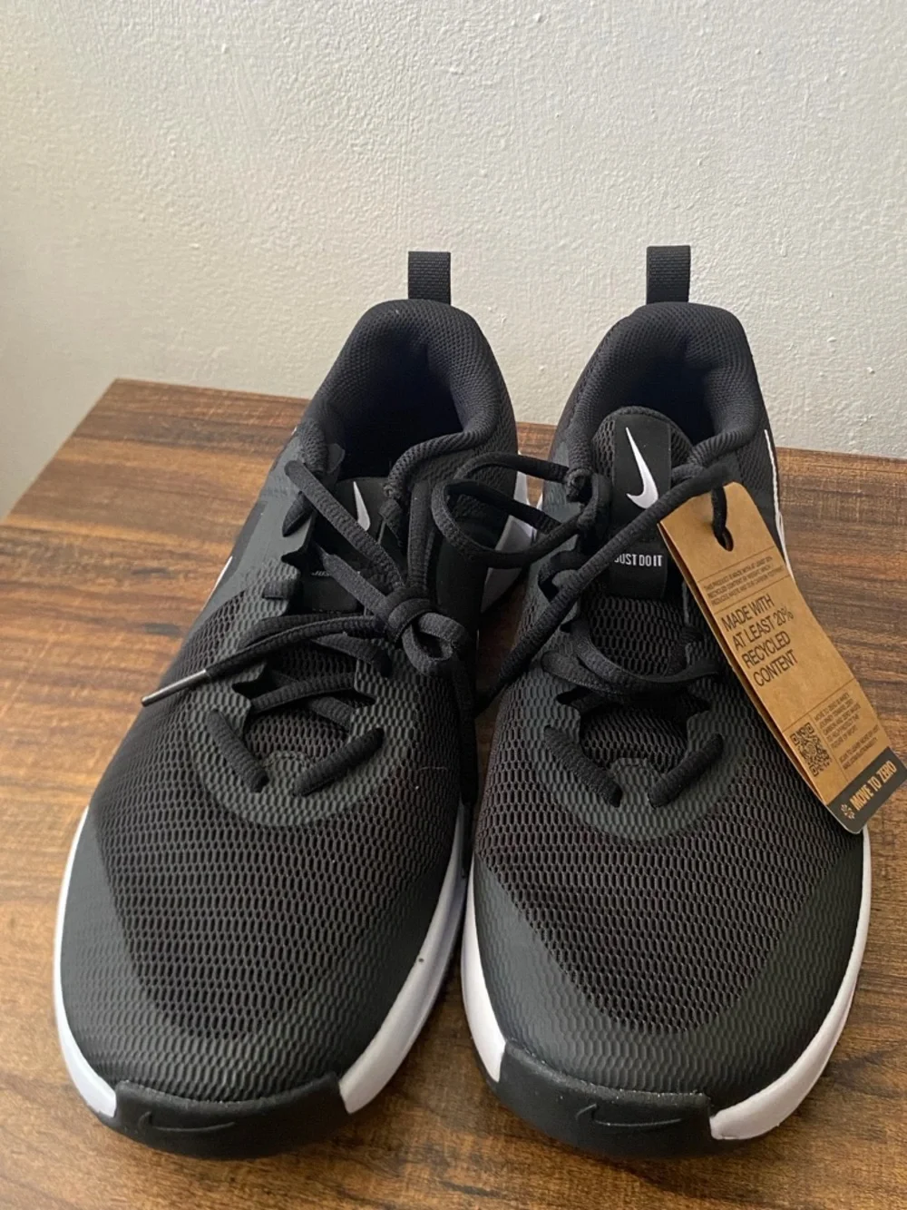 Nike MC Trainer 3 workout shoe. Women Size 12 / new with tag / no shoe box